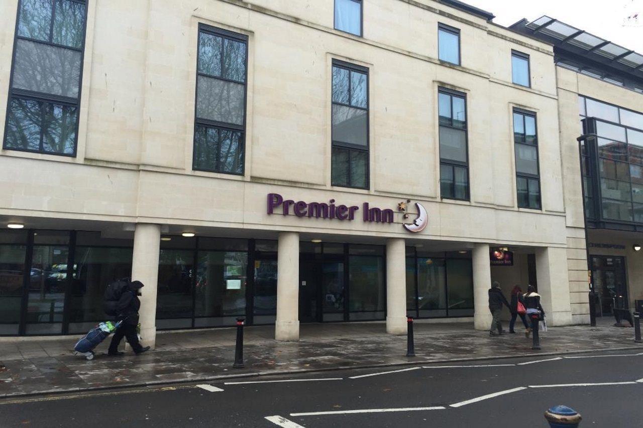 Premier Inn Bath City Centre Екстер'єр фото