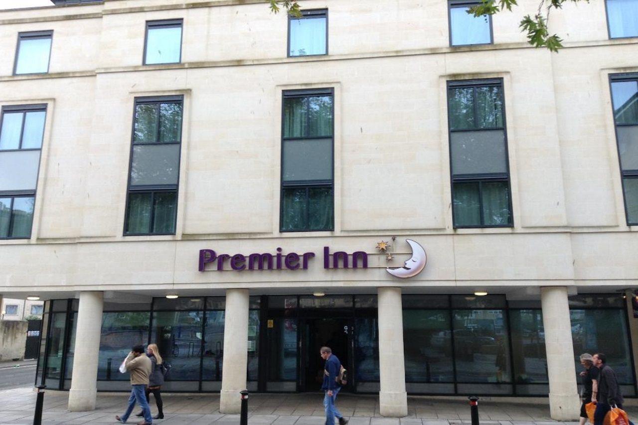 Premier Inn Bath City Centre Екстер'єр фото